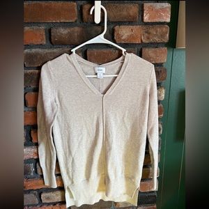 Old navy sweater